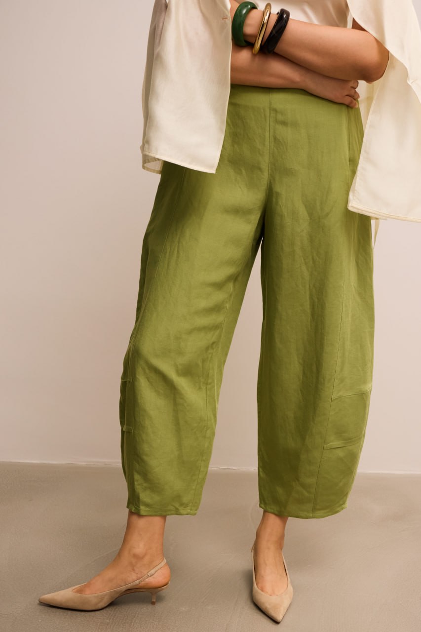 Beige Linen Waistcoat & Brown Wide Trousers - Image 3
