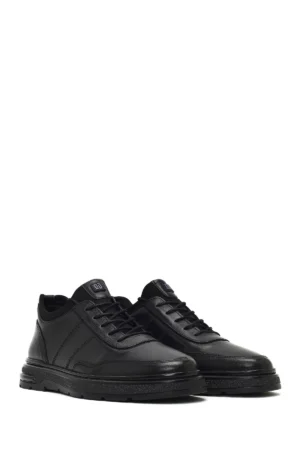 Male Black Lace-Up Leather Sneaker