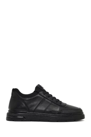 Male Black Lace-Up Leather Sneaker
